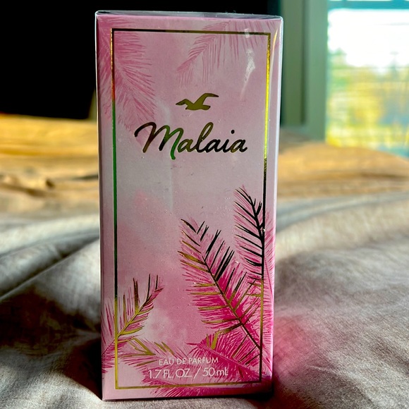 Vegan perfume Hollister- Malaia - Picture 1 of 3